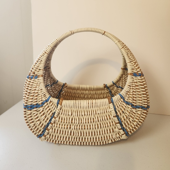 Vintage Gondola Wicker Basket Blue Beige Boho Bohemian Decor House Purse 70s - Picture 7 of 8